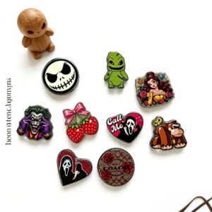 Acrylic cartoon character flat beads
